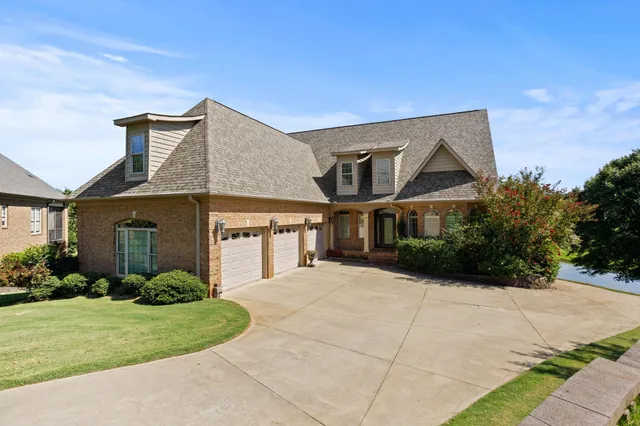 $989,000 | 954 Tradition Lane, Inman, SC 29349