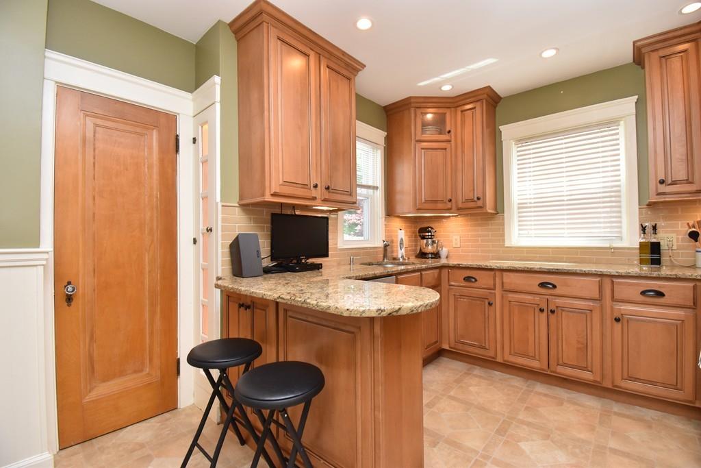 34 Upland Road Attleboro, MA 02703 - Photo 10 of 19 Gallery Image 10