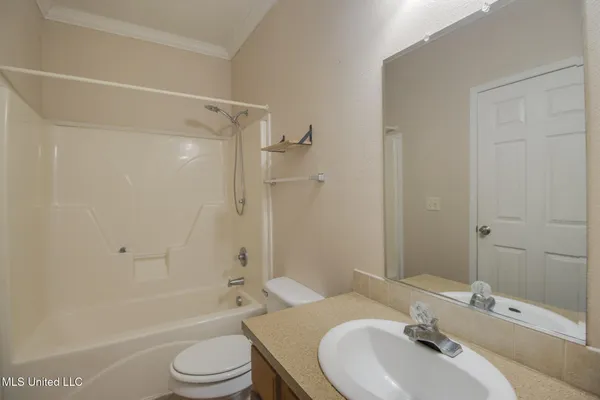 $1,075 | 12203 Artes Street, Unit A, Gulfport, MS 39503