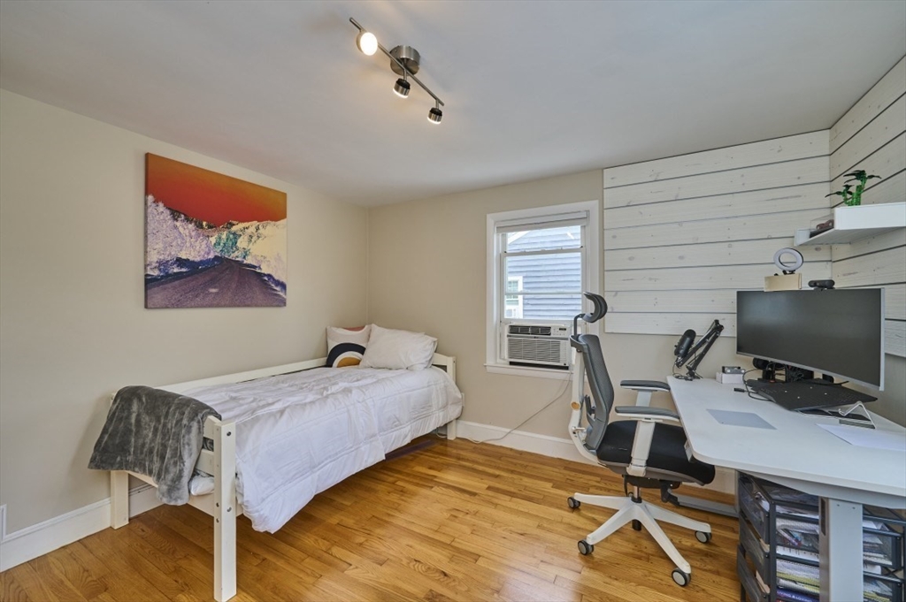 84 Redfield Road Wakefield, MA 01880 - Photo 20 of 37 Gallery Image 20