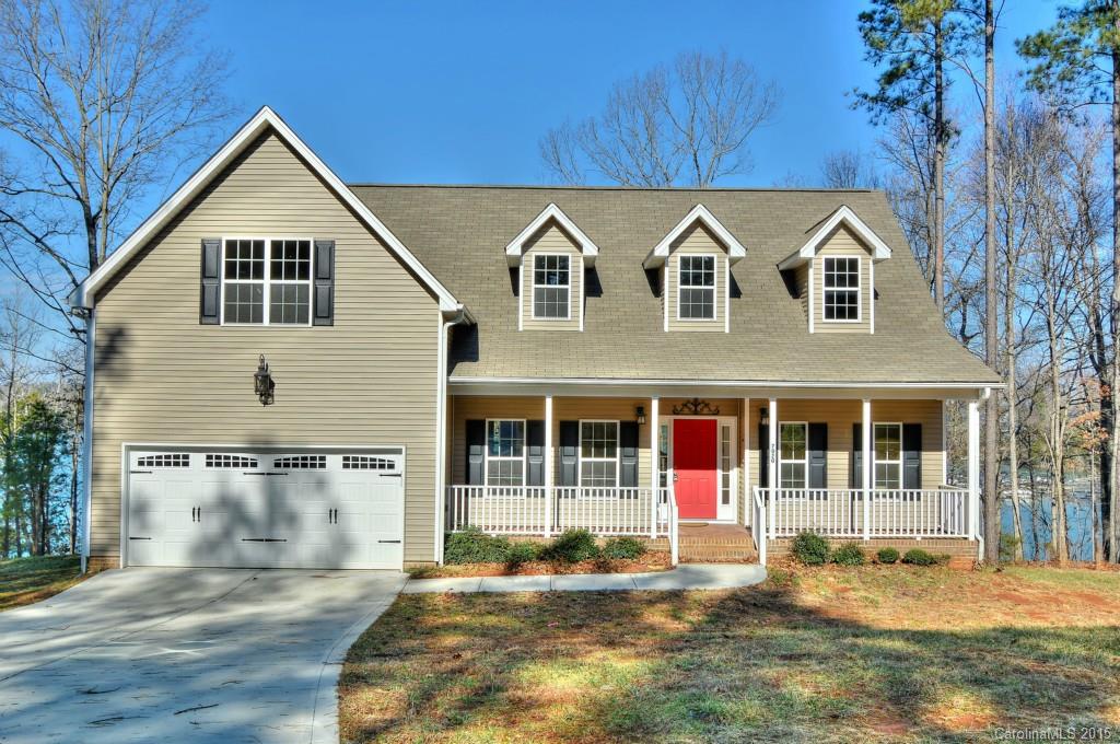 7020 Buckland Road Charlotte, NC 28278 - Photo 1 of 24 Gallery Image 1