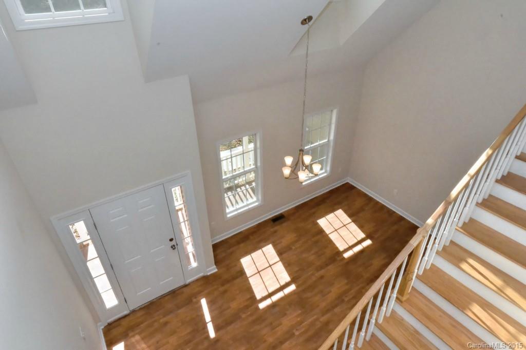 7020 Buckland Road Charlotte, NC 28278 - Photo 3 of 24 Gallery Image 3