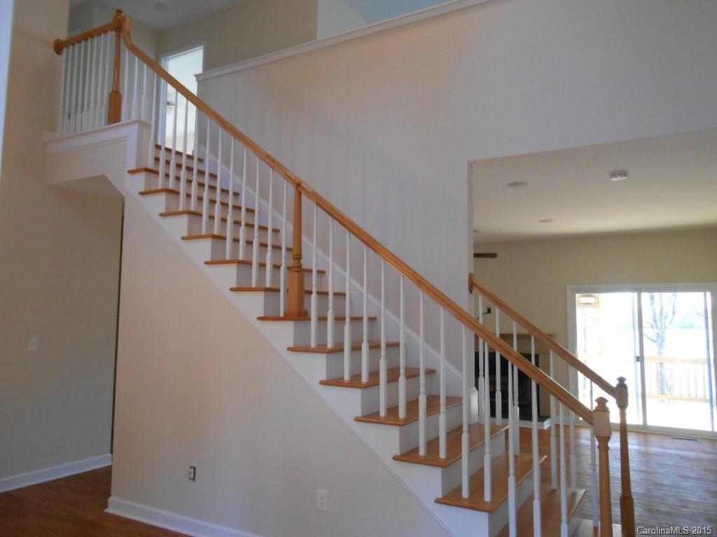 7020 Buckland Road Charlotte, NC 28278 - Photo 5 of 24 Gallery Image 5