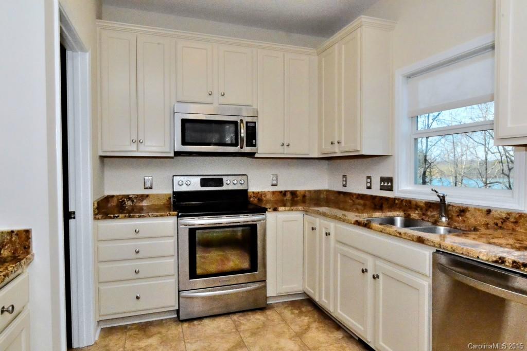 7020 Buckland Road Charlotte, NC 28278 - Photo 6 of 24 Gallery Image 6