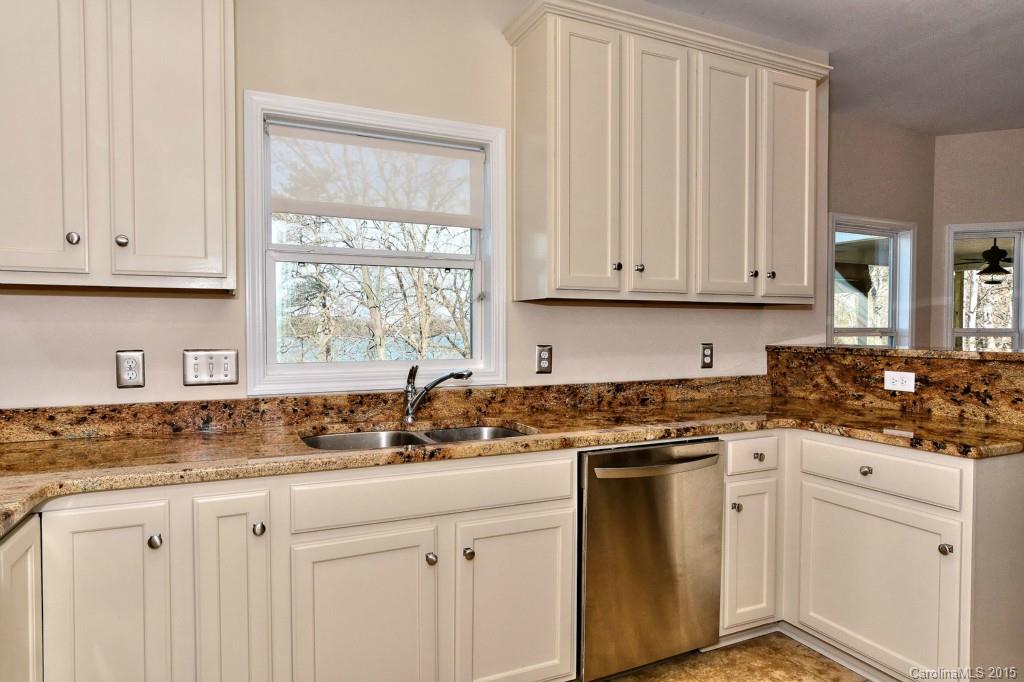 7020 Buckland Road Charlotte, NC 28278 - Photo 7 of 24 Gallery Image 7