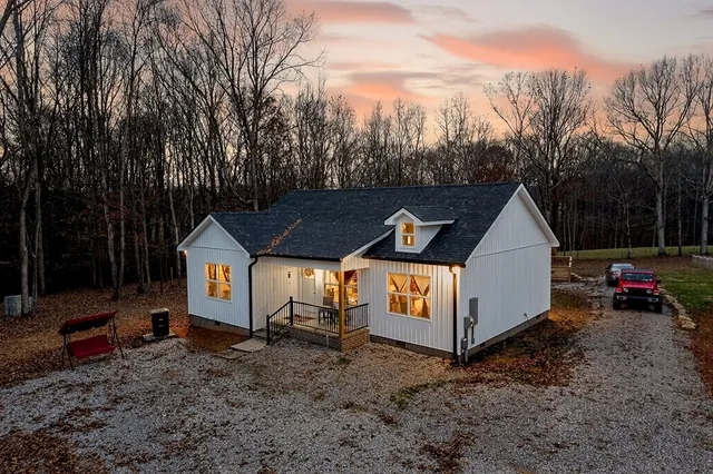 $1,790,000 | 377 Margot Drive, Sparta, TN 38583