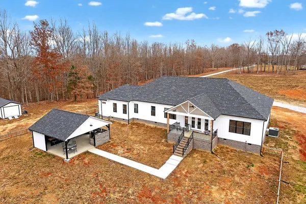 $1,790,000 | 377 Margot Drive, Sparta, TN 38583
