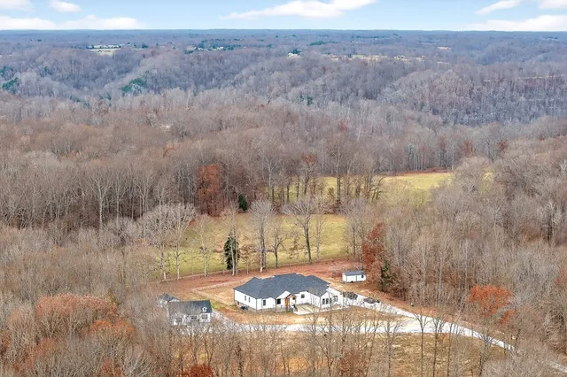 $1,790,000 | 377 Margot Drive, Sparta, TN 38583