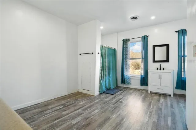 $213,900 | 84 Main Street, Dixfield, ME 04224