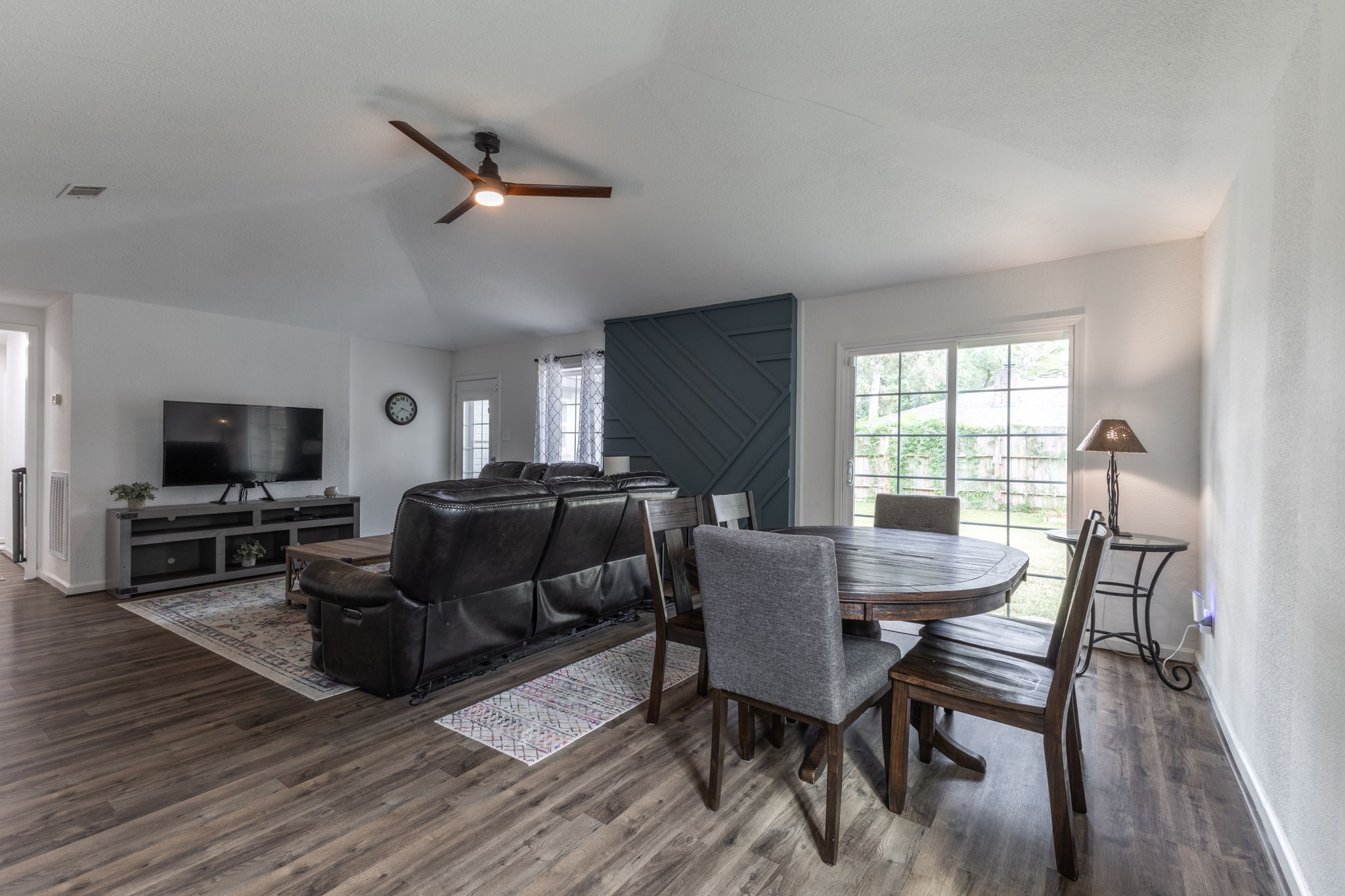 23046 Cranberry Trail Spring, TX 77373 - Photo 5 of 27 Gallery Image 5