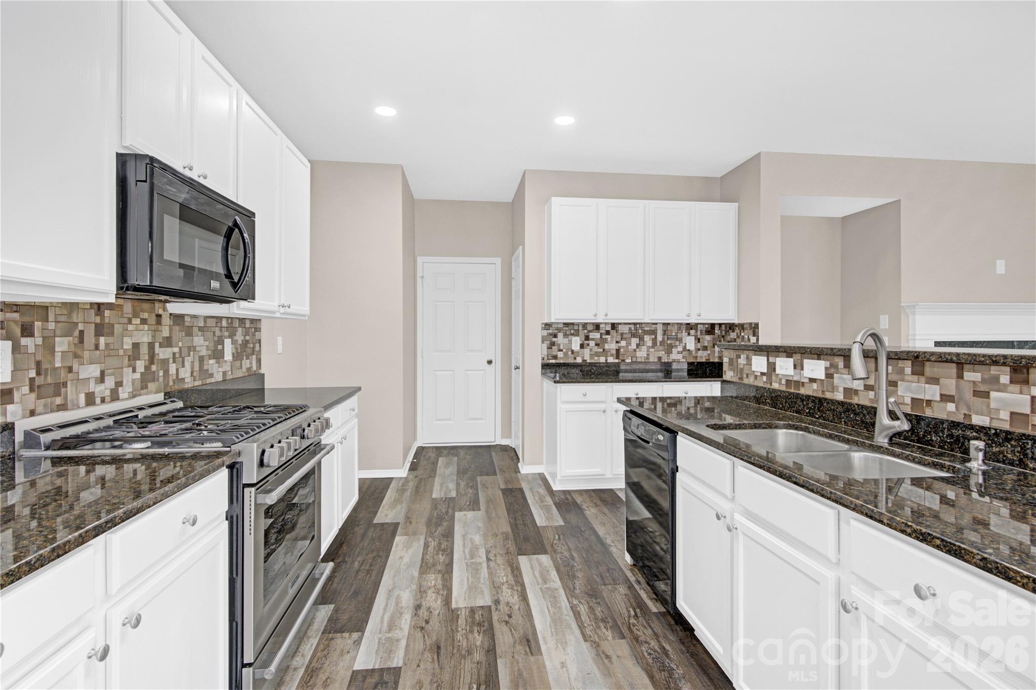 9932 Rocky Ford Club Road Charlotte, NC 28269 - Photo 14 of 48