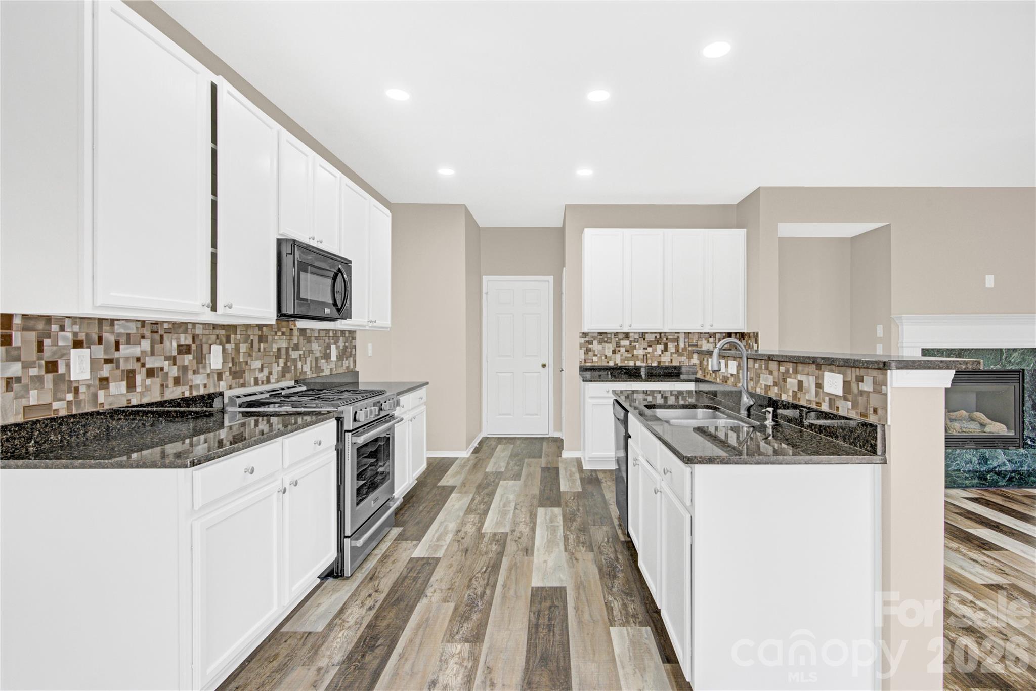 9932 Rocky Ford Club Road Charlotte, NC 28269 - Photo 15 of 48
