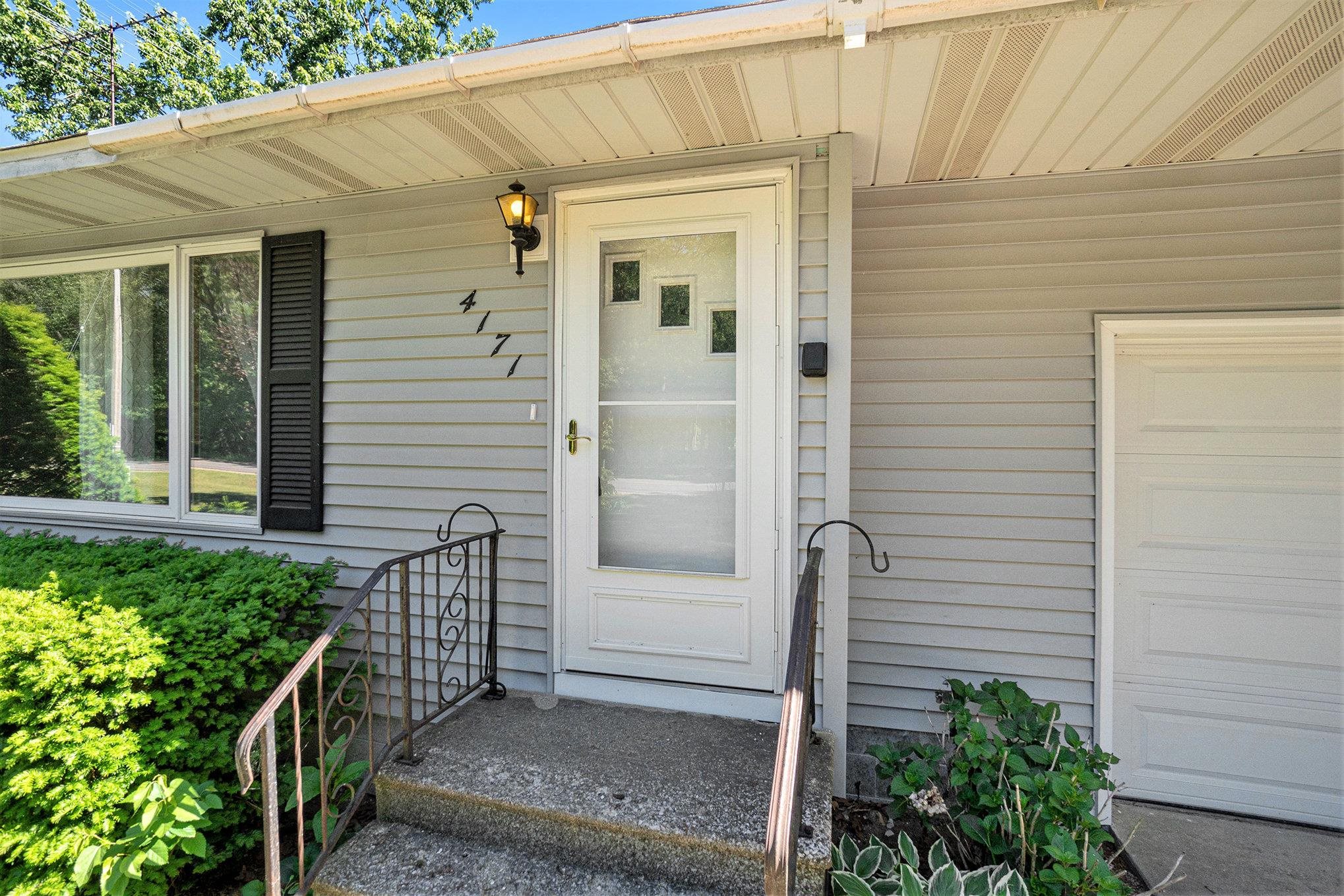 4171 MacArthur Road Muskegon, MI 49442 - Photo 3 of 26