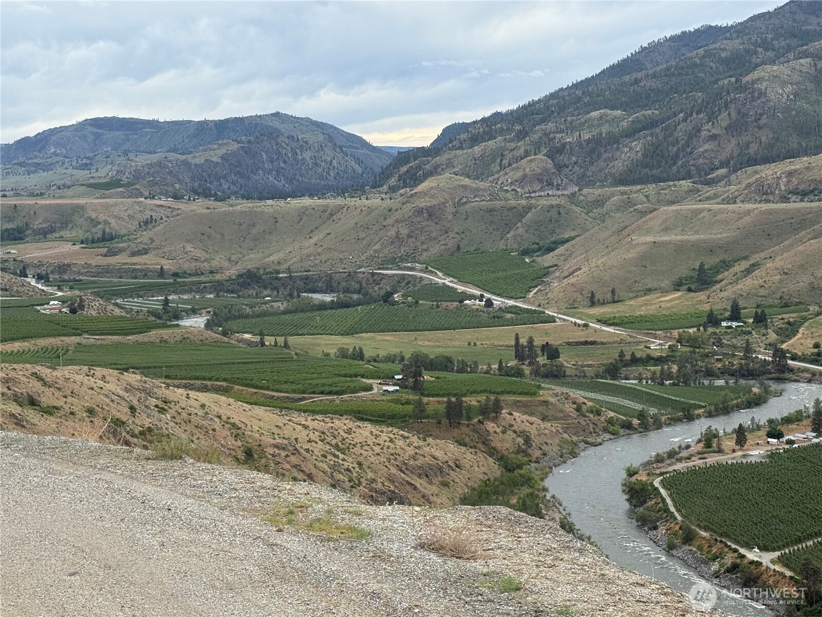 300 Buckhorn Mountain Road Pateros, WA 98846 - Photo 1 of 12
