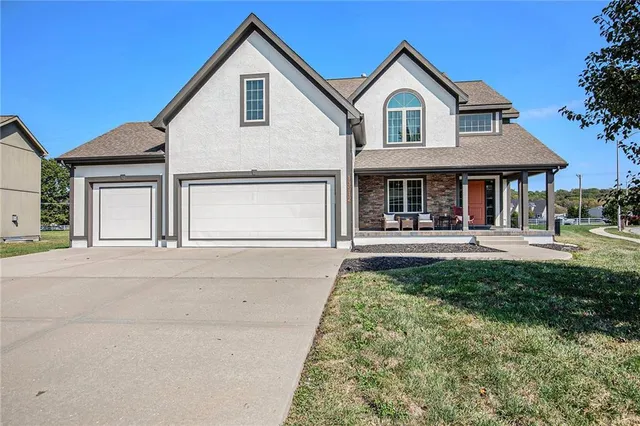 $540,000 | 13512 East 95th Terrace, Kansas City, MO 64138