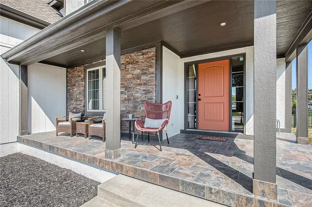 $540,000 | 13512 East 95th Terrace, Kansas City, MO 64138