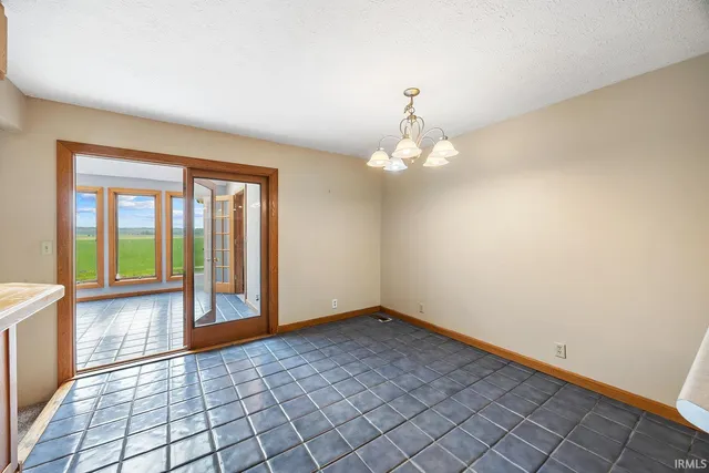 $450,000 | 2075 North 925 West, Delphi, IN 46923