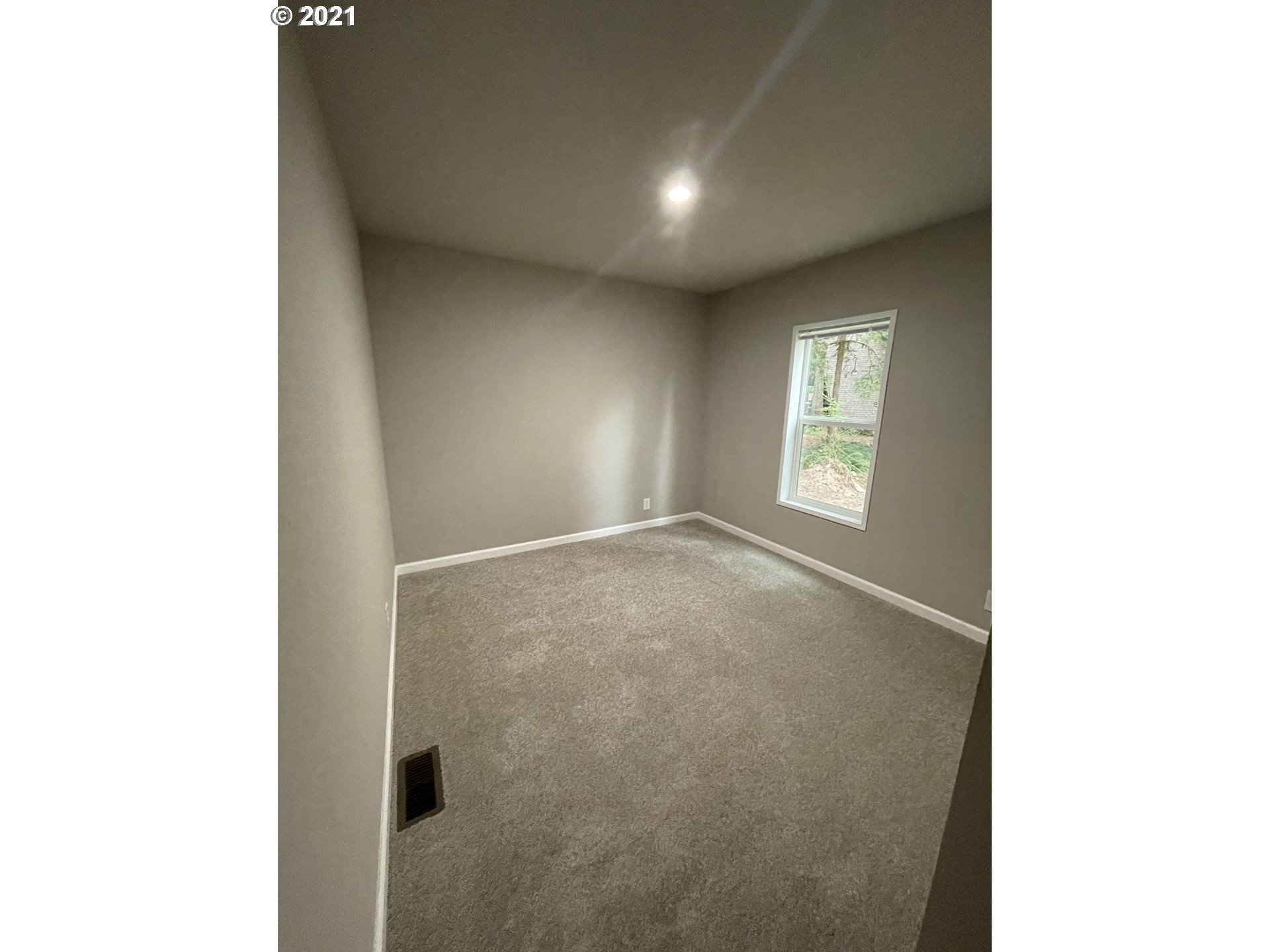 26877 East Welches Road Welches, OR 97067 - Photo 22 of 31 Gallery Image 22