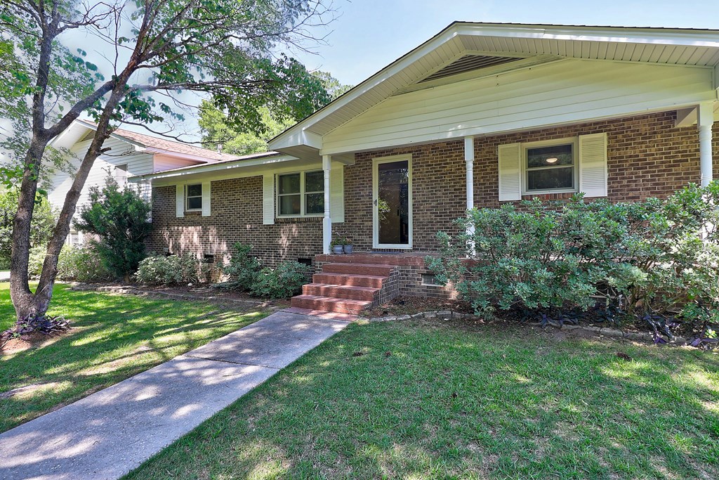 202 Christopher Drive Abbeville, AL 36310 - Photo 2 of 42