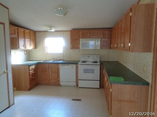 7513 Hunters Ridge Way Knoxville, TN 37914 - Photo 3 of 8 kitchen