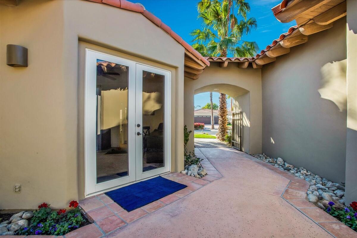 247 Loch Lomond Road Rancho Mirage, CA 92270 - Photo 41 of 63 43