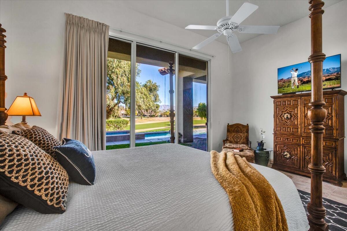 247 Loch Lomond Road Rancho Mirage, CA 92270 - Photo 5 of 63 22