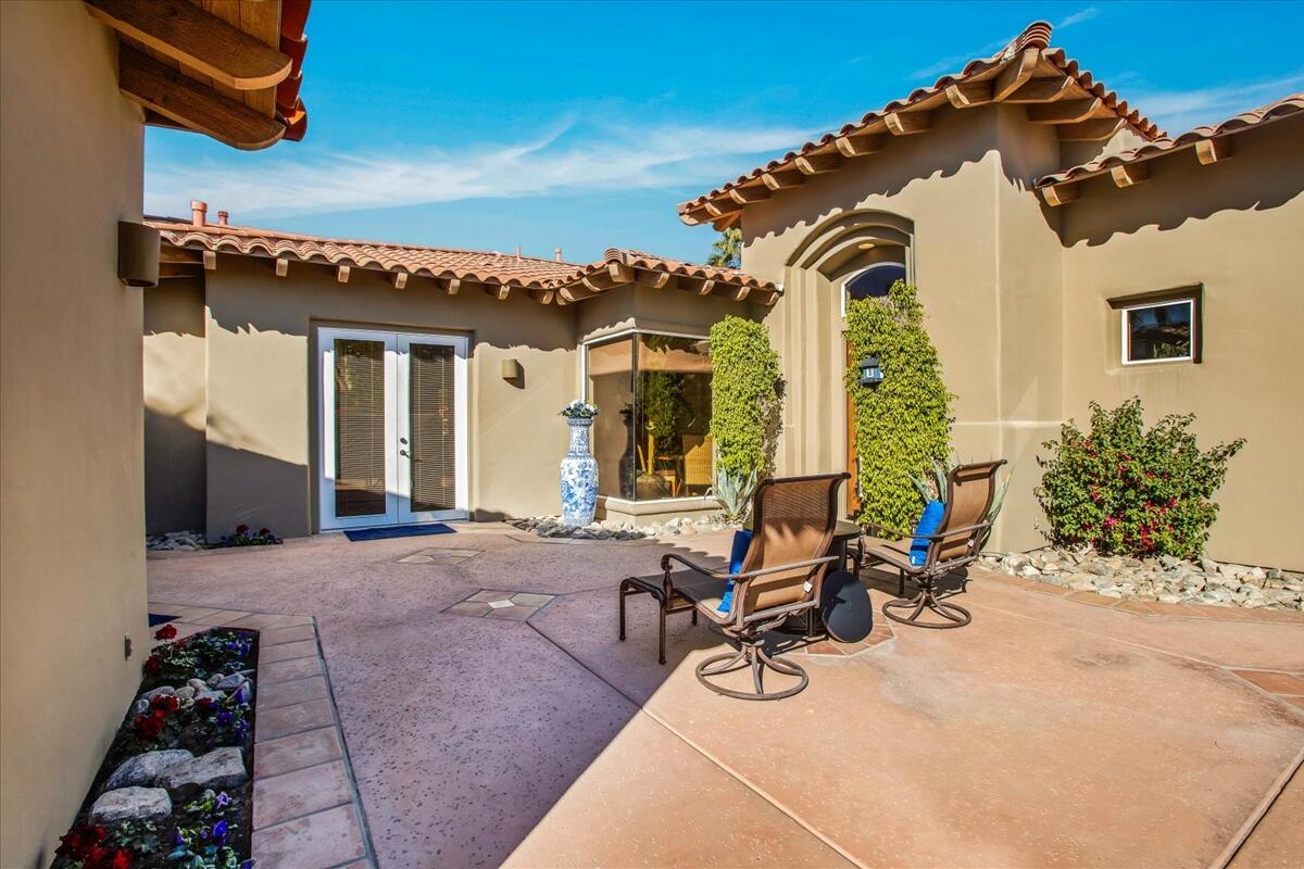 247 Loch Lomond Road Rancho Mirage, CA 92270 - Photo 8 of 63 8