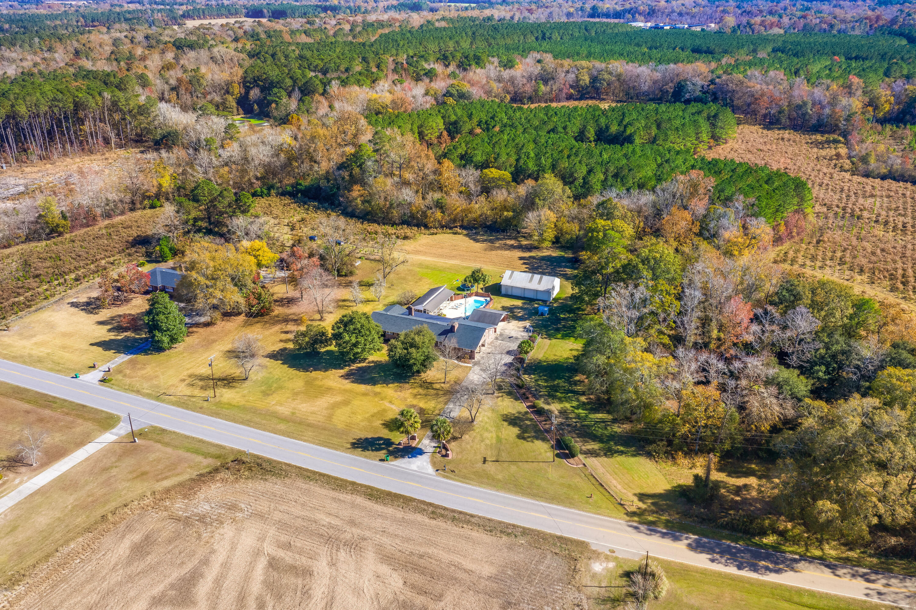 3740 Homestead Road Bowman, SC 29018 - Photo 8 of 53 5