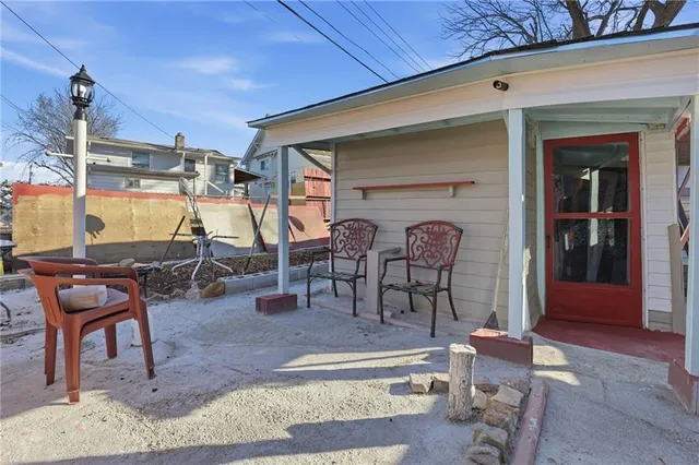 $95,000 | 803 South Cedar Avenue, Independence, MO 64053