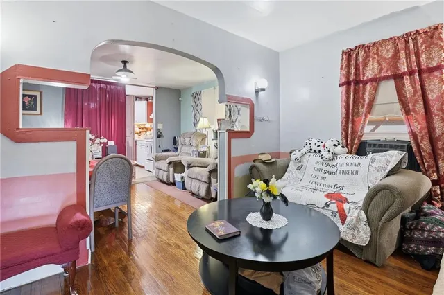 $95,000 | 803 South Cedar Avenue, Independence, MO 64053