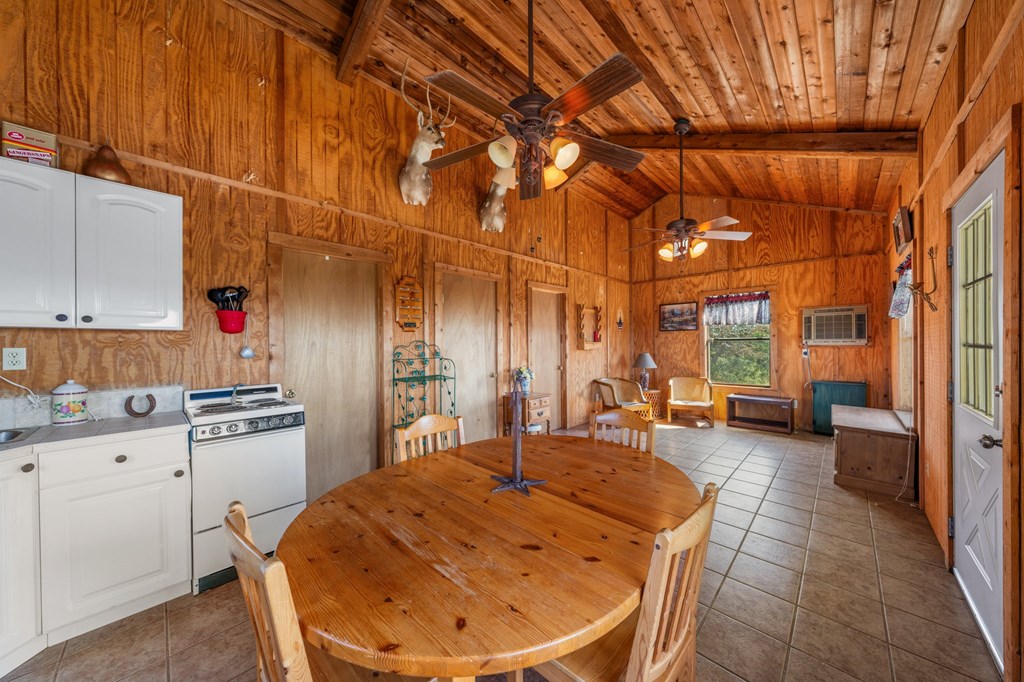 306 Enlightening Rd Mountain Mountain Home, TX 78058 - Photo 6 of 19