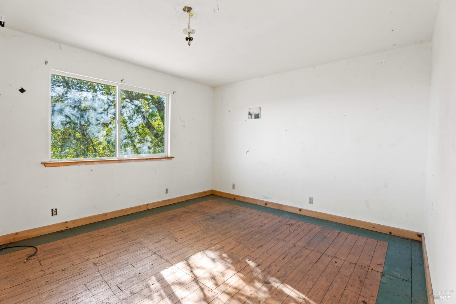 38340 Pine Mountain Road Cloverdale, CA 95425 - Photo 8 of 16