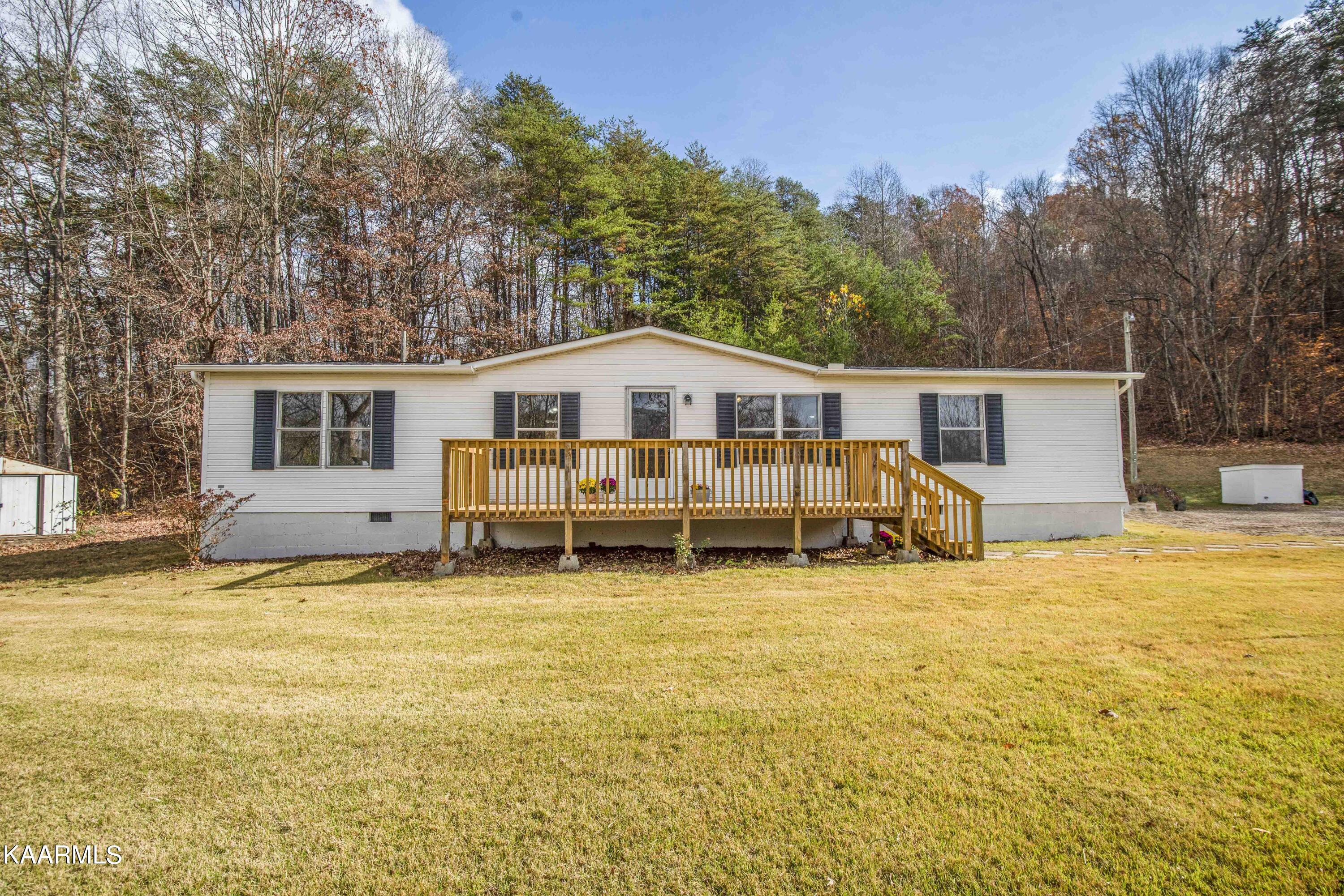 435 Johnson Road Maynardville, TN 37807 - Photo 1 of 37 exterior 2_1