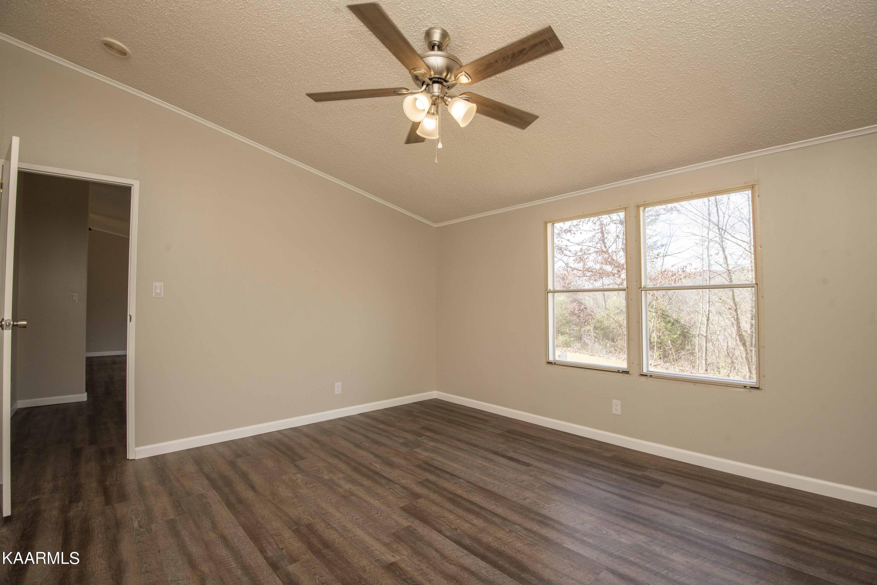 435 Johnson Road Maynardville, TN 37807 - Photo 14 of 37 master bed_1