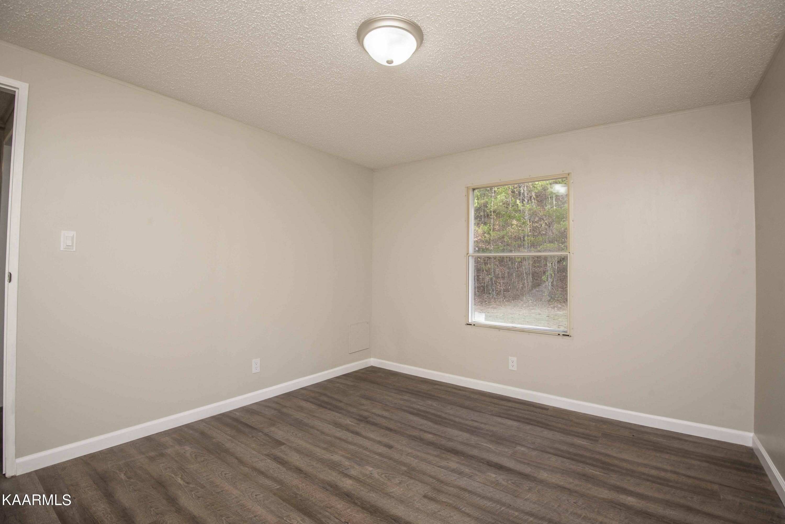 435 Johnson Road Maynardville, TN 37807 - Photo 21 of 37 secondbed_1