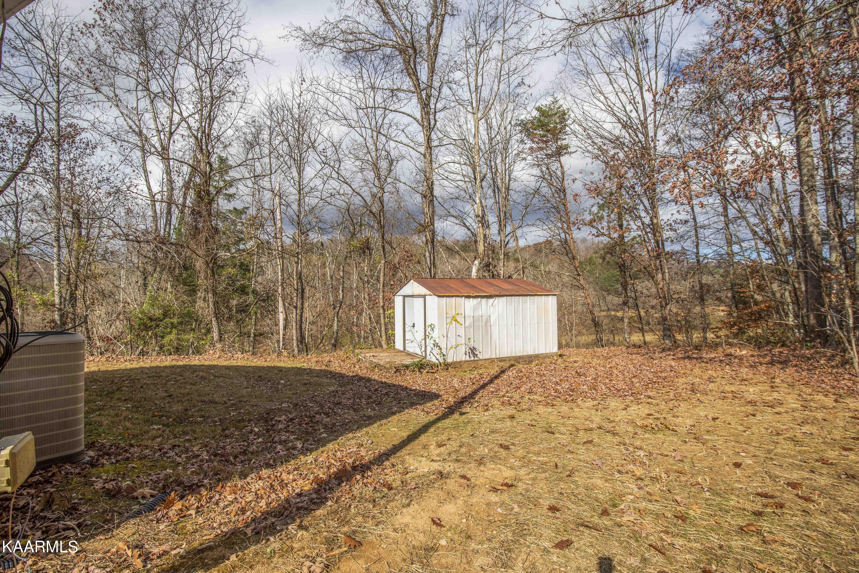 435 Johnson Road Maynardville, TN 37807 - Photo 27 of 37 yard 2_1