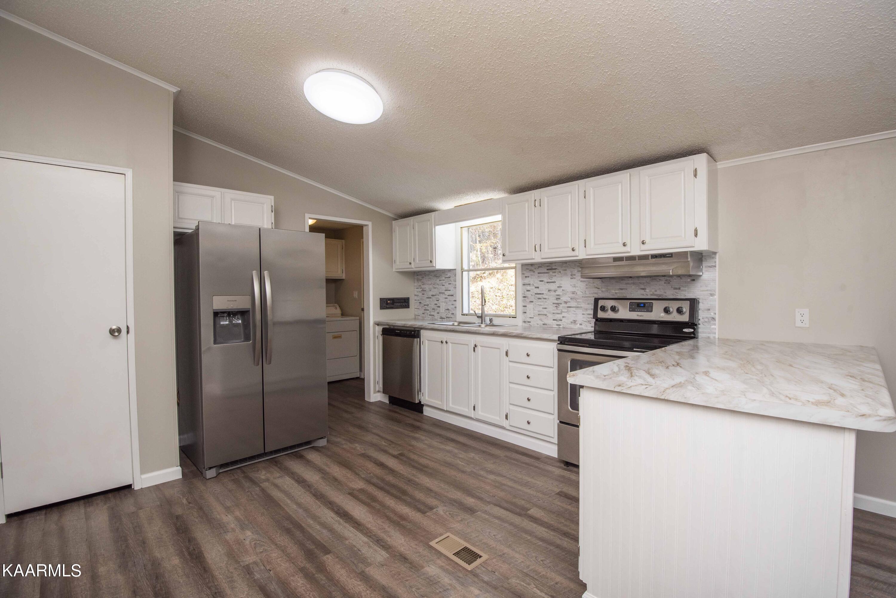 435 Johnson Road Maynardville, TN 37807 - Photo 9 of 37 kitchen 4_1