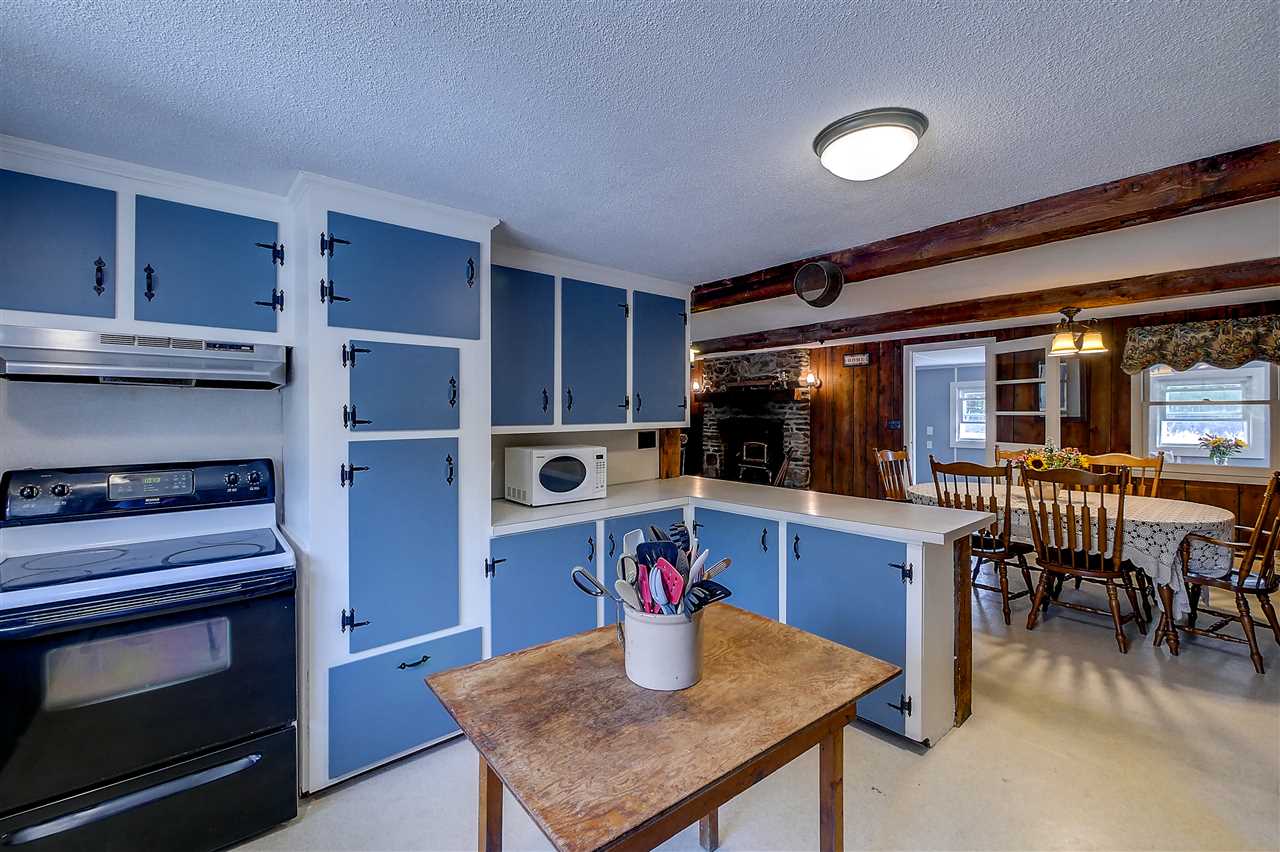 15 Sharon Road New Ipswich, NH 03071 - Photo 2 of 26