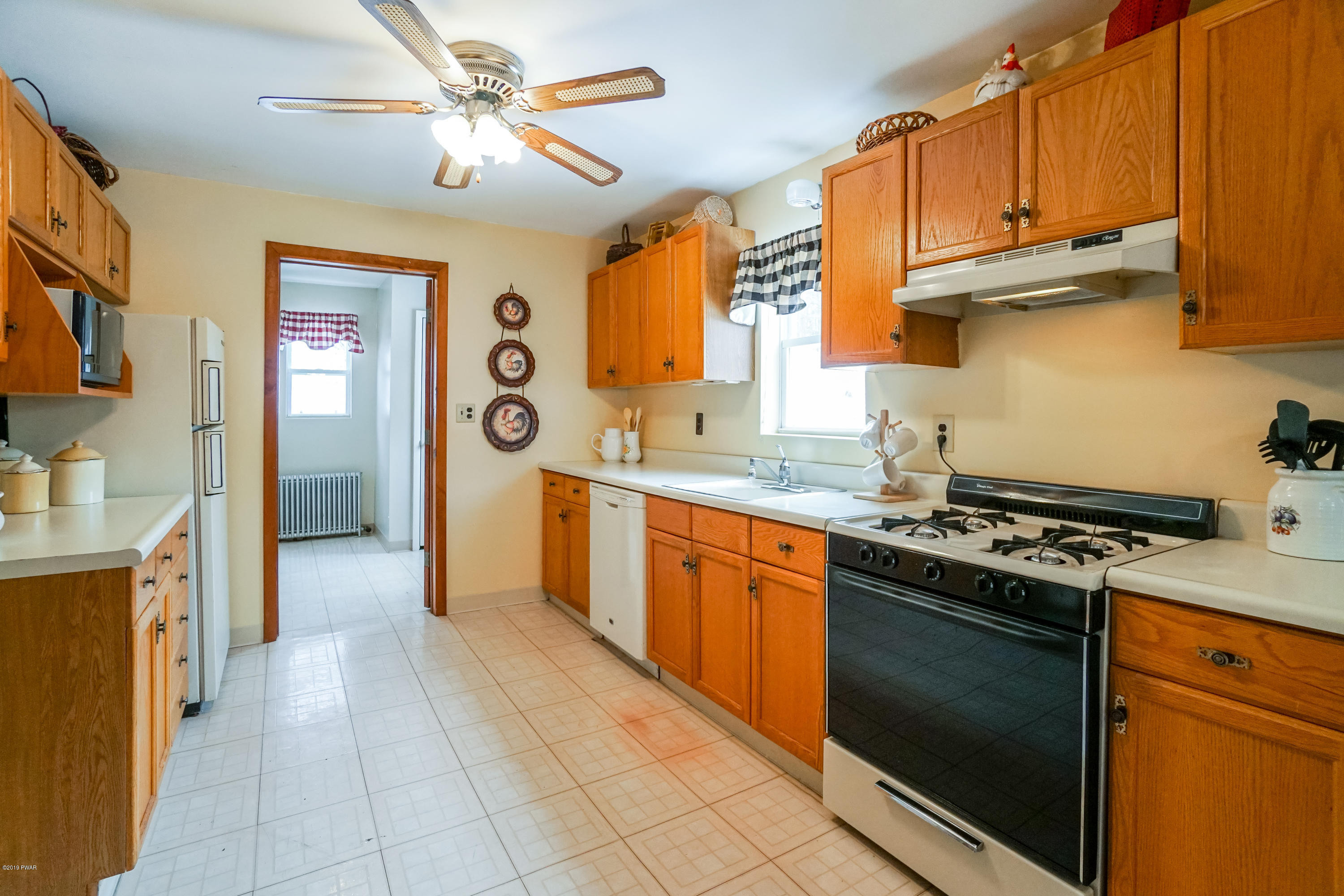 356 Stephano Road Starrucca, PA 18462 - Photo 7 of 33