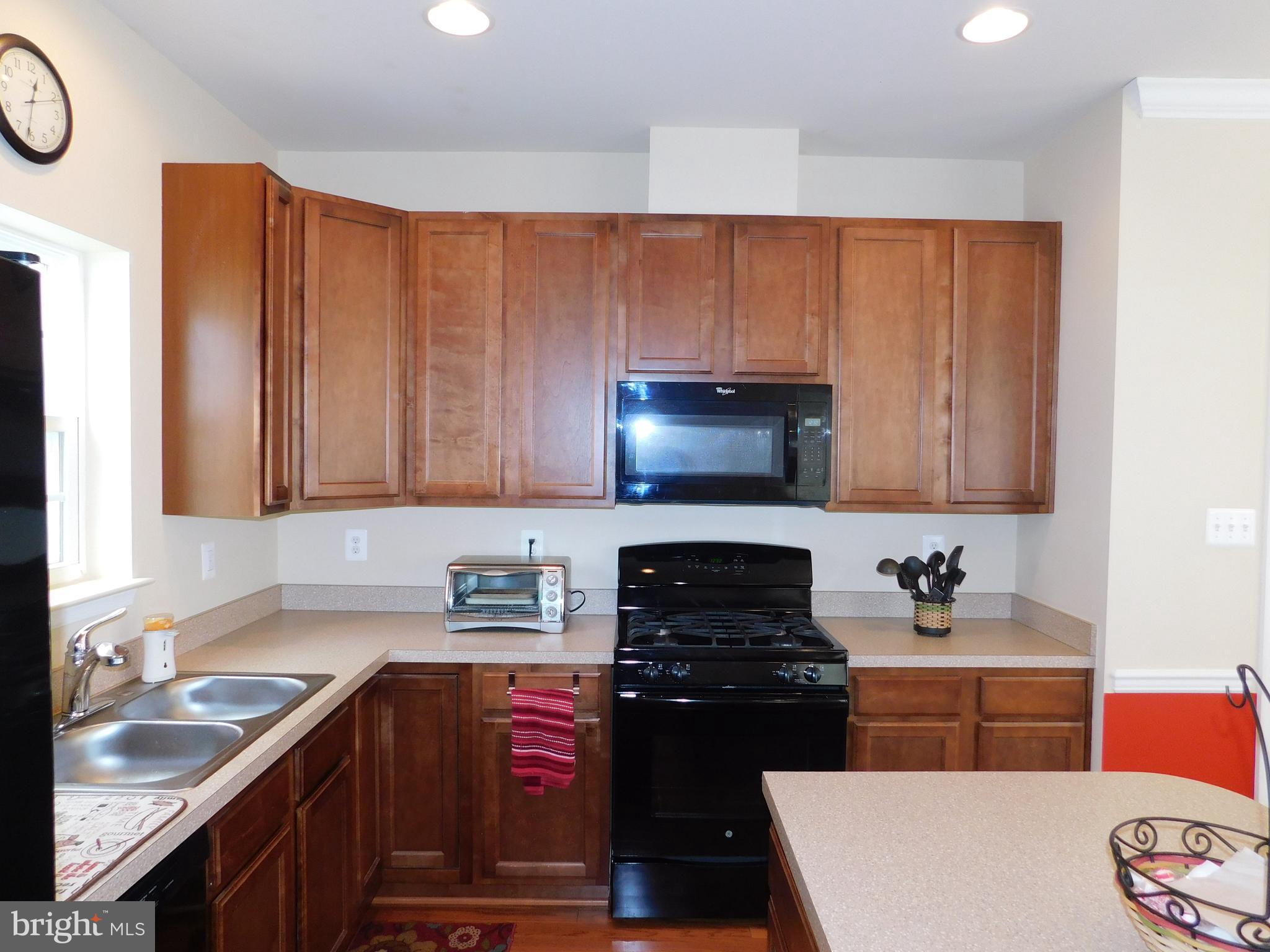 1632 Renaissance Drive Baltimore, MD 21221 - Photo 13 of 31