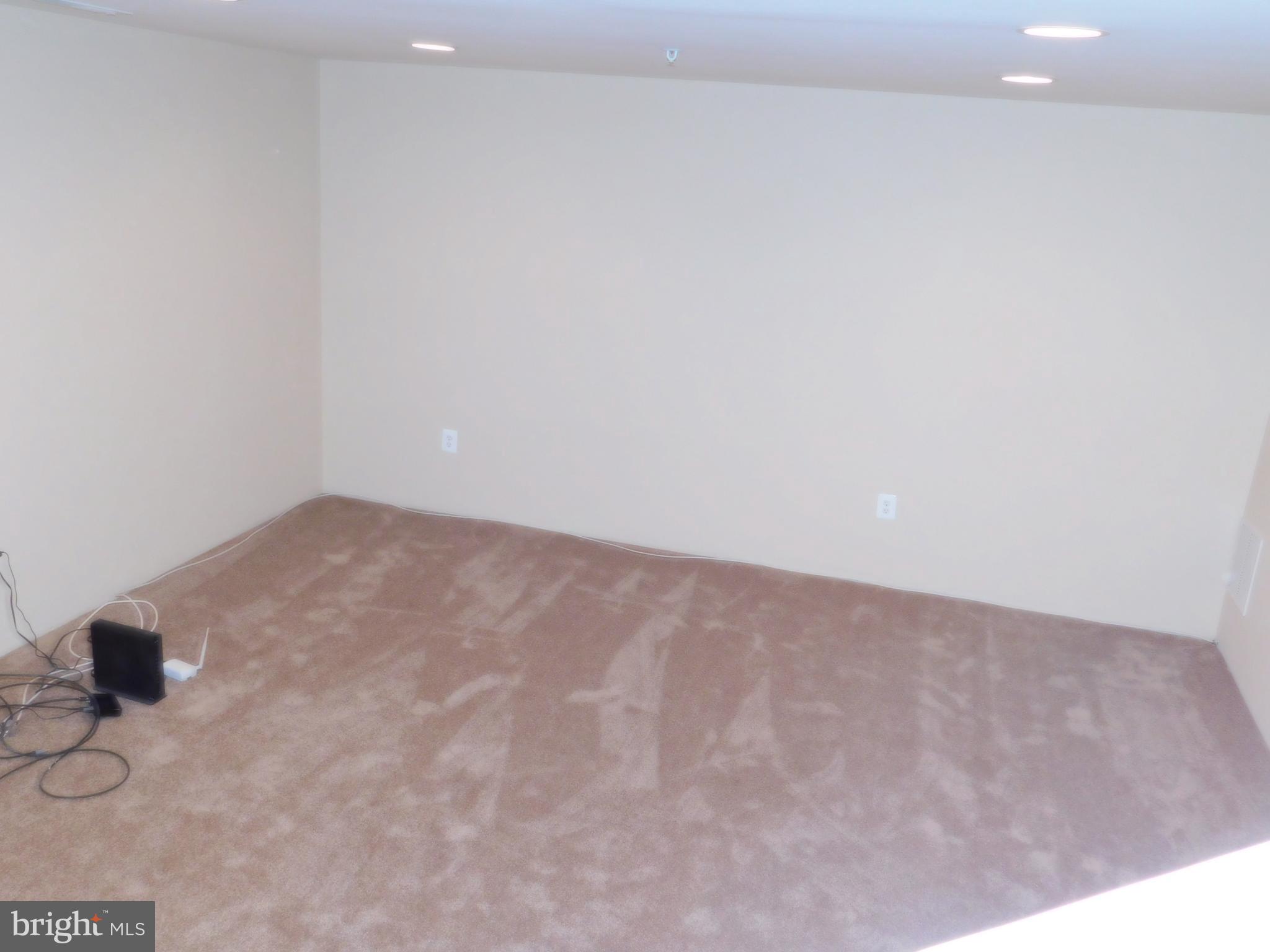 1632 Renaissance Drive Baltimore, MD 21221 - Photo 29 of 31