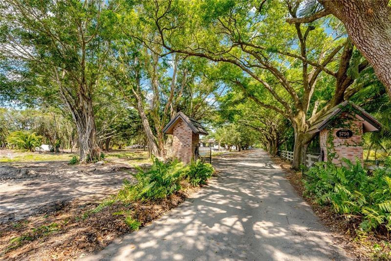 5700 Hancock Road Southwest Ranches, FL 33330 - Photo 3 of 14 Photo 3