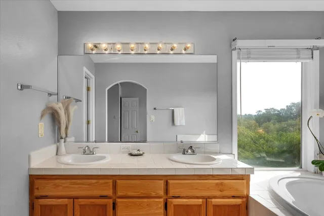 $529,000 | 2824 Blue Bell Drive, Redding, CA 96001