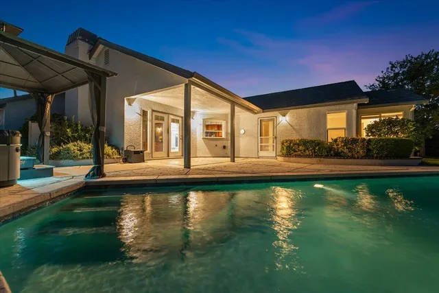 $529,000 | 2824 Blue Bell Drive, Redding, CA 96001