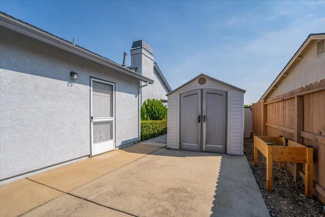 $529,000 | 2824 Blue Bell Drive, Redding, CA 96001