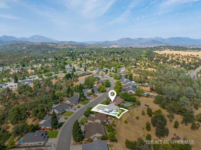 $529,000 | 2824 Blue Bell Drive, Redding, CA 96001