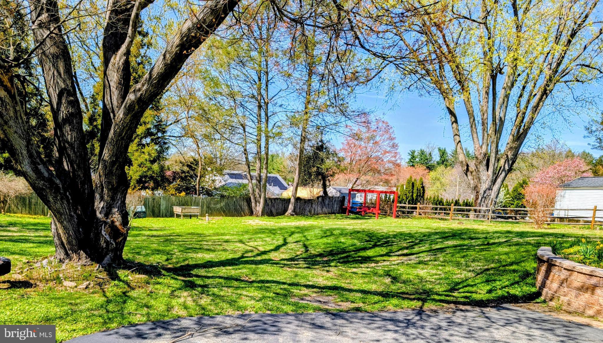 3464 Hillcroft Road Huntingdon Valley, PA 19006 - Photo 6 of 16