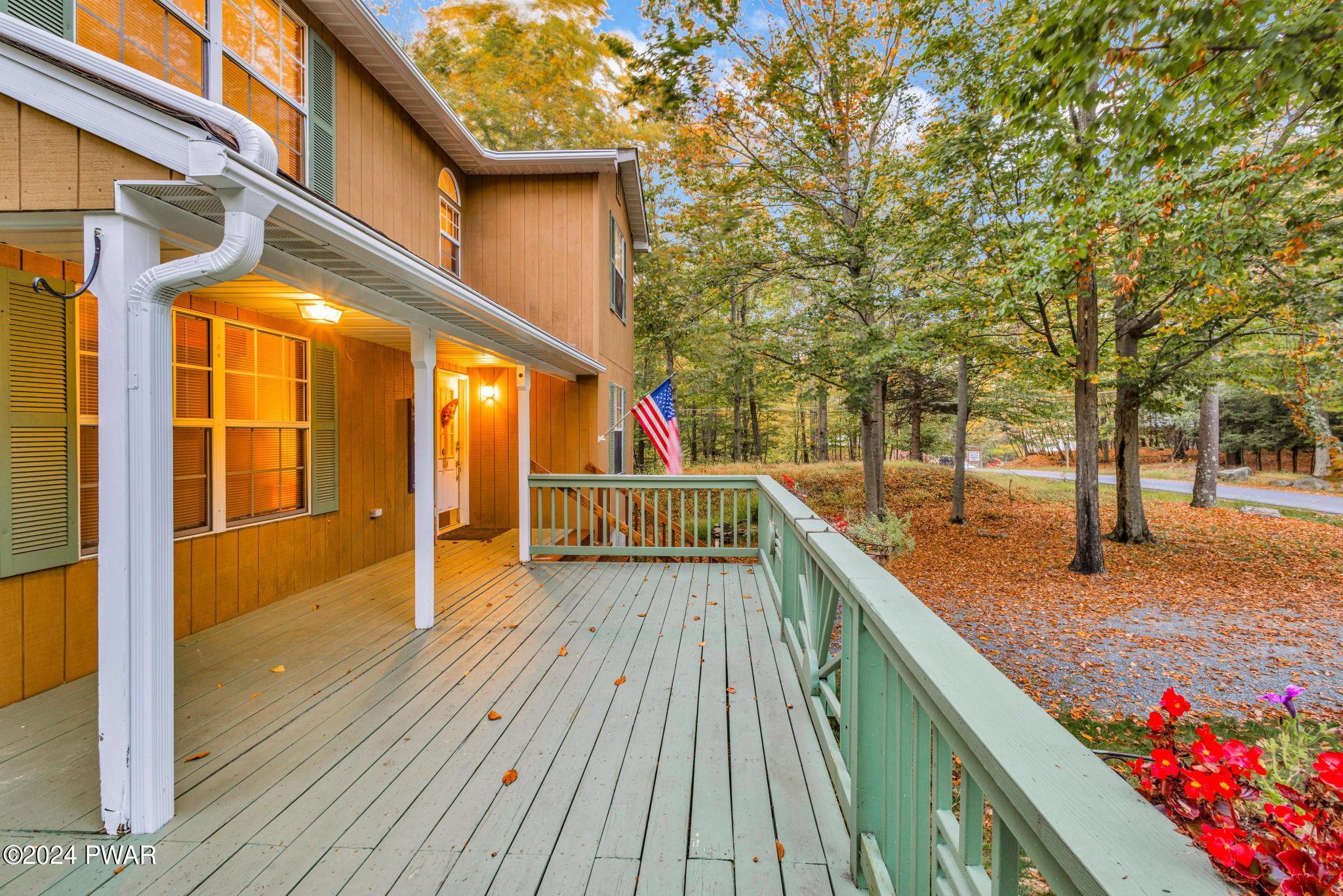 124 Ruffed Grouse Drive Greentown, PA 18426 - Photo 4 of 46