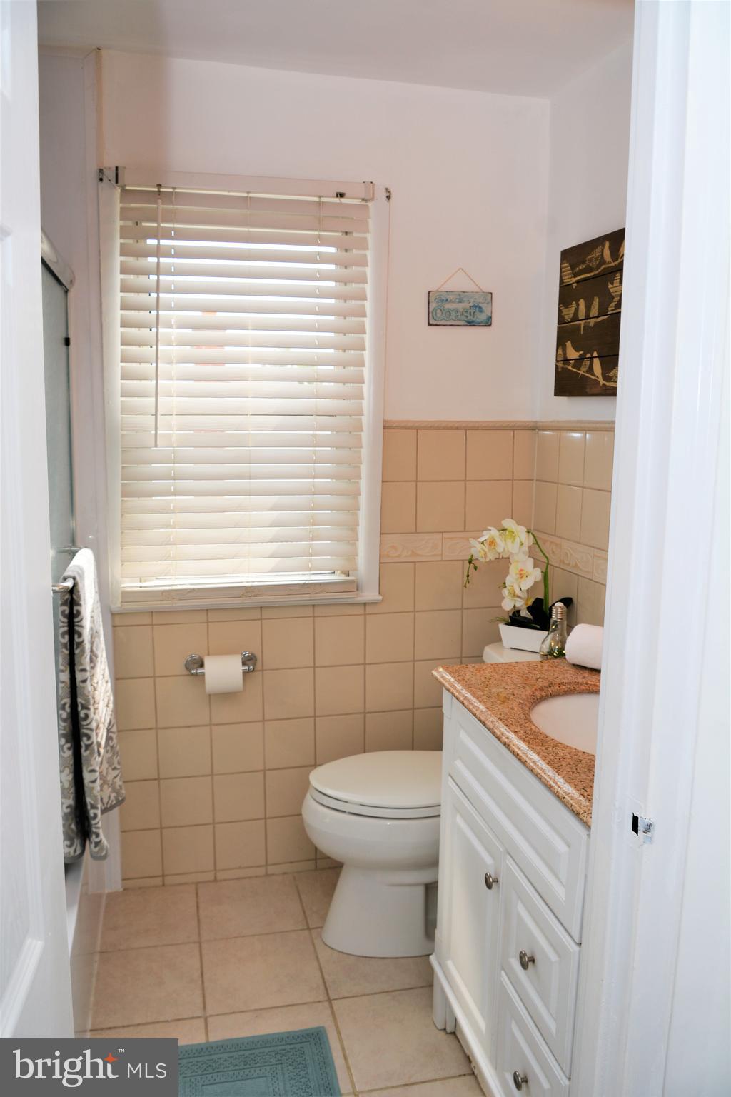 1504 Blackrock Road Swarthmore, PA 19081 - Photo 42 of 56 Renovated contemporary full bath