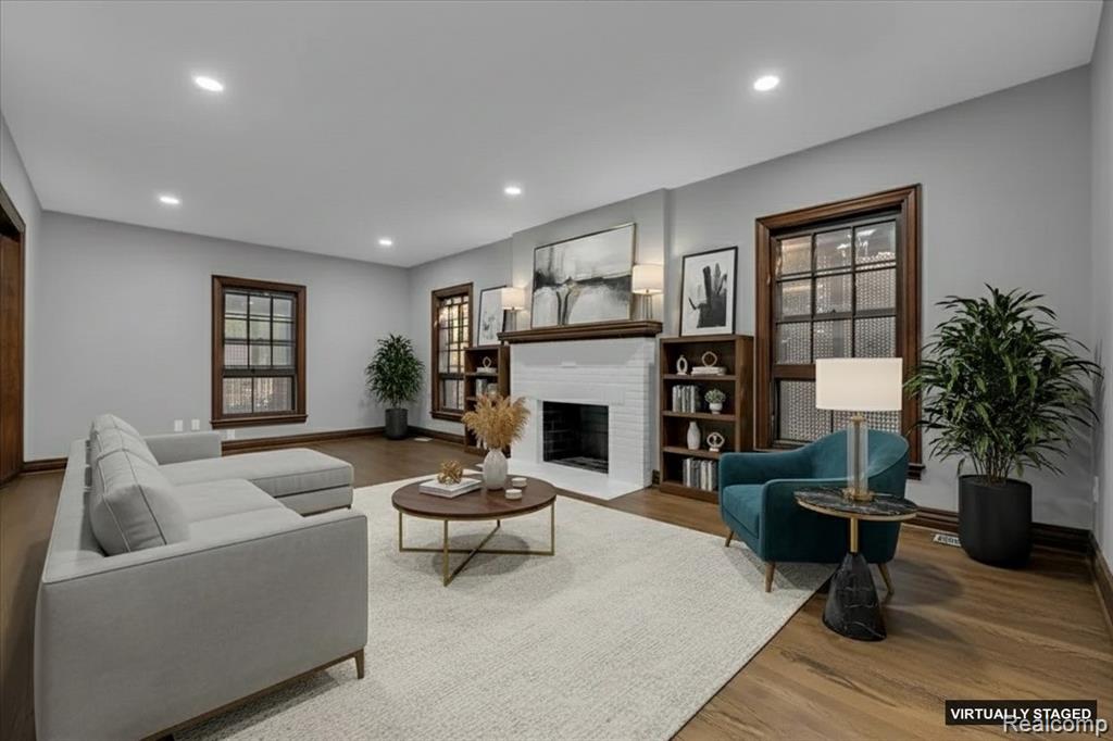 4881 Yorkshire Road Detroit, MI 48224 - Photo 4 of 25 Gallery Image 4